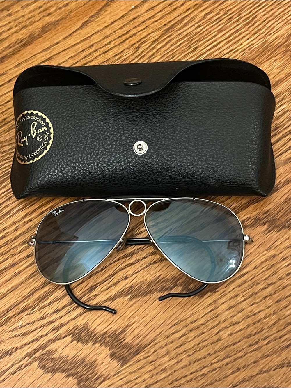 Ray-Ban RB3138 Shooter Sunglasses